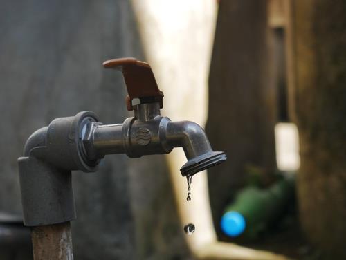 Los tres distritos de Lima y Callao que comienzan la semana con un nuevo corte de agua, según Sedapal
